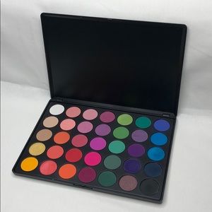 Like new Morphe 35B palette ❤️RARE❤️